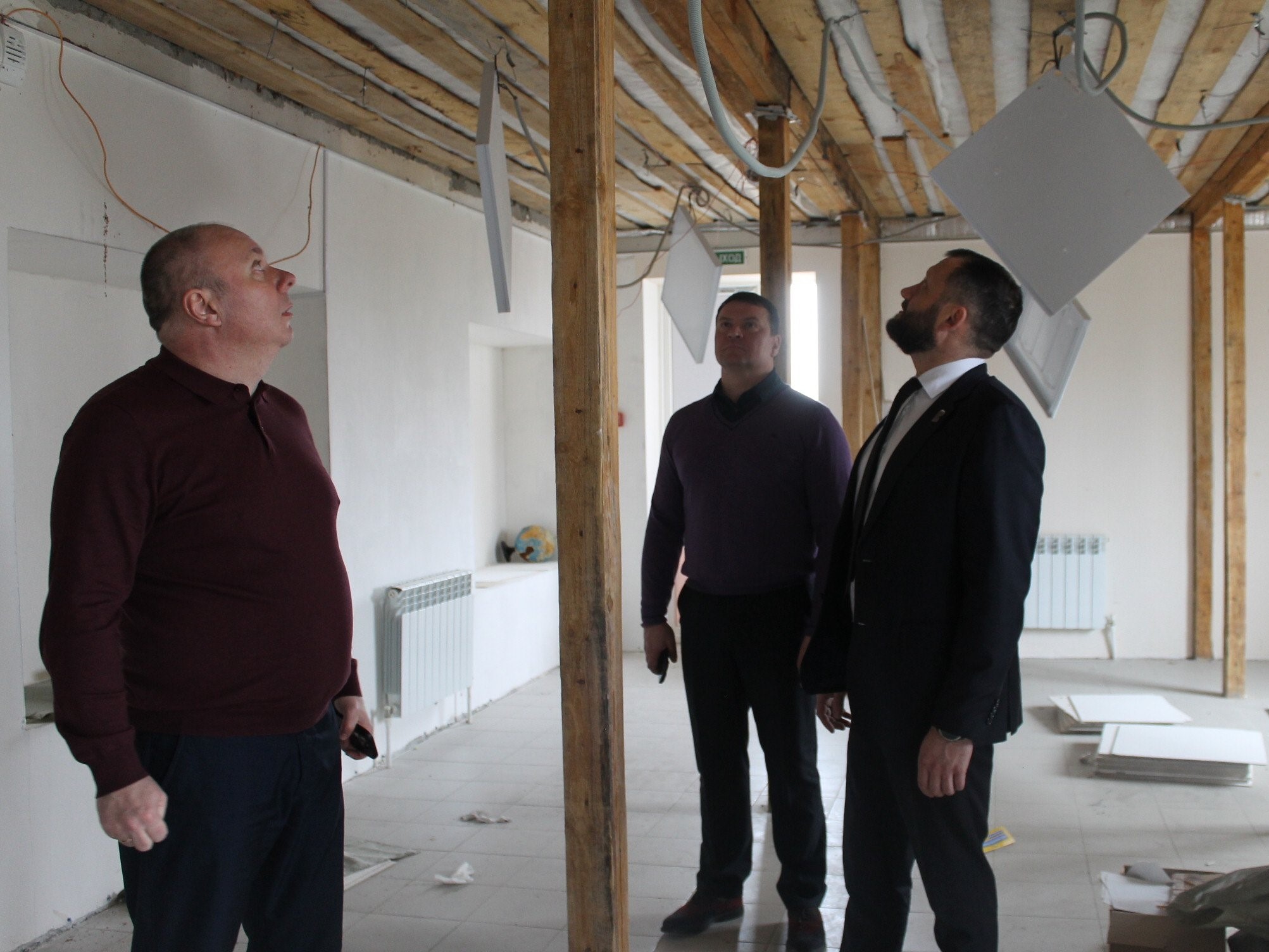 Владислав Фролов и Дмитрий Хотенцев оценили ход модернизации Мурминской школы в Рязанском округе