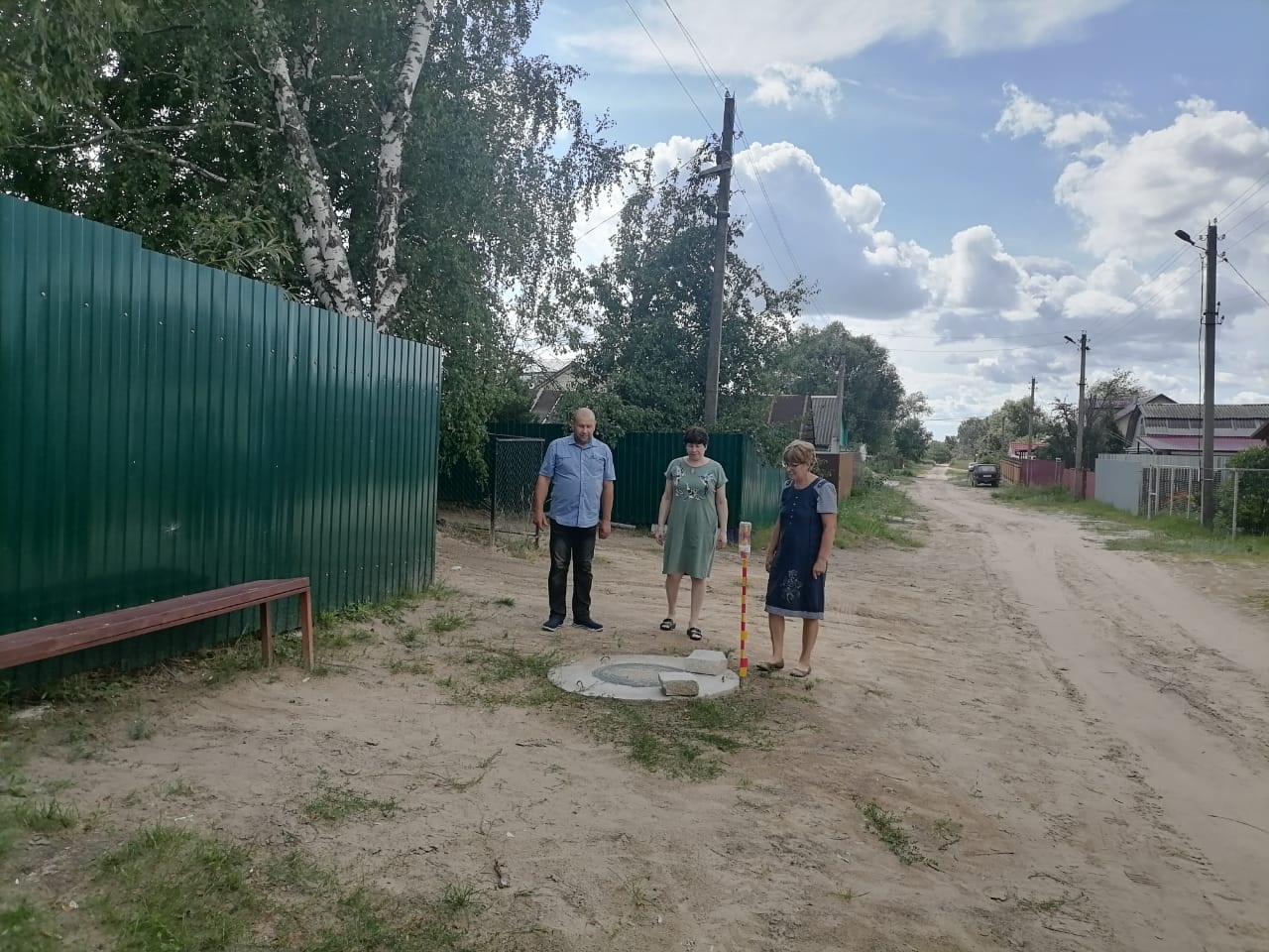 Алексей Небольсин проверил окончание ремонта наружных водопроводных сетей в селе Федосеево-Пустынь Шиловского района
