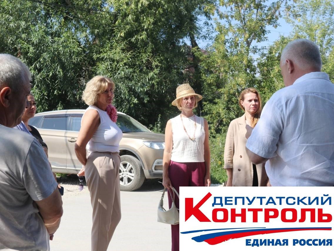 Партийный десант провел приемку дороги в поселке Канищево