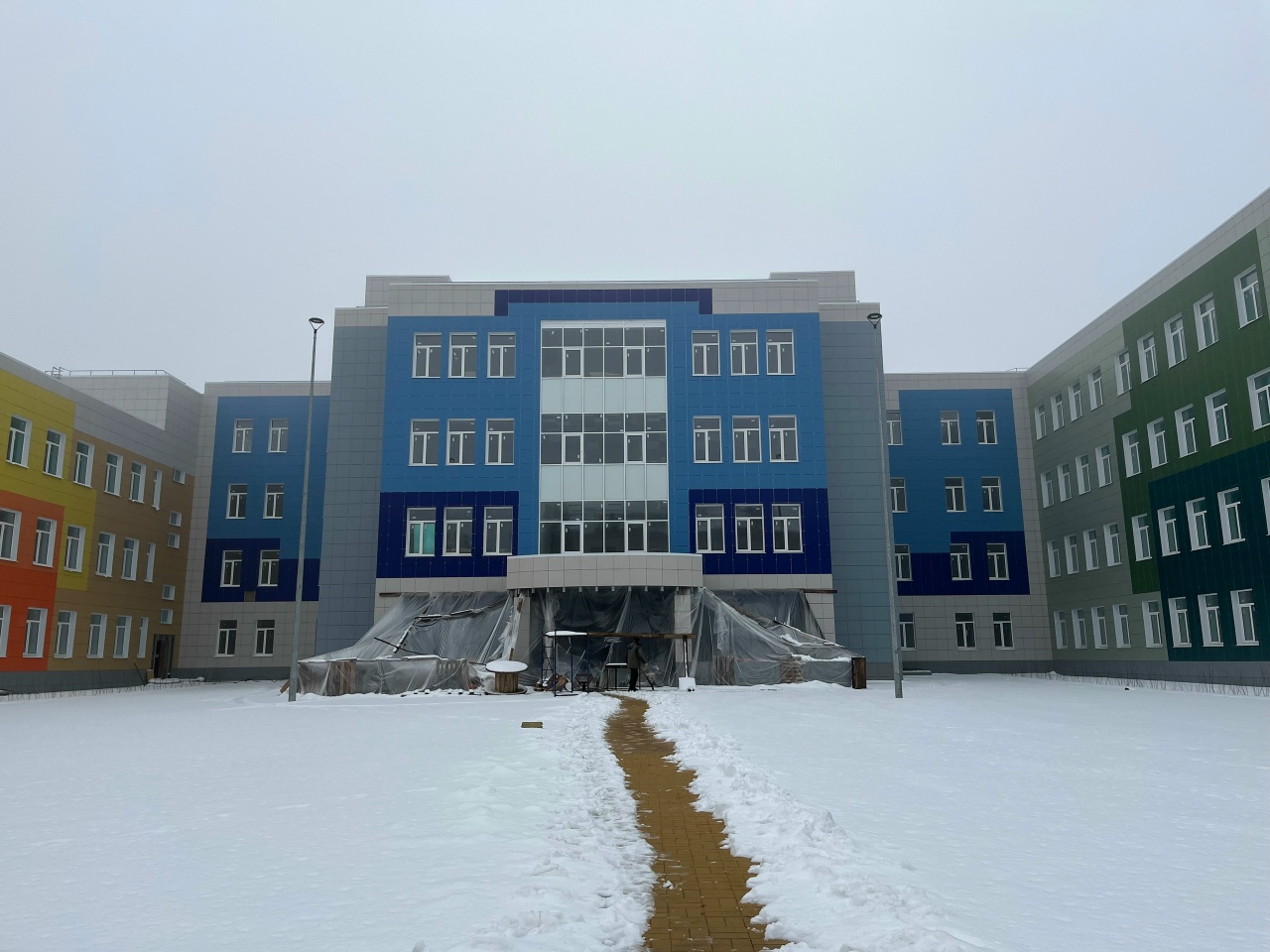 Партийцы проверили процесс строительства новой средней школы №4 в Касимове