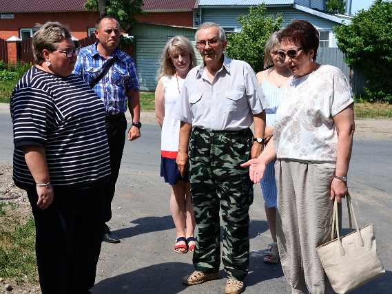 Татьяна Климова оценила качество ремонта дороги на улице Полиграфистов