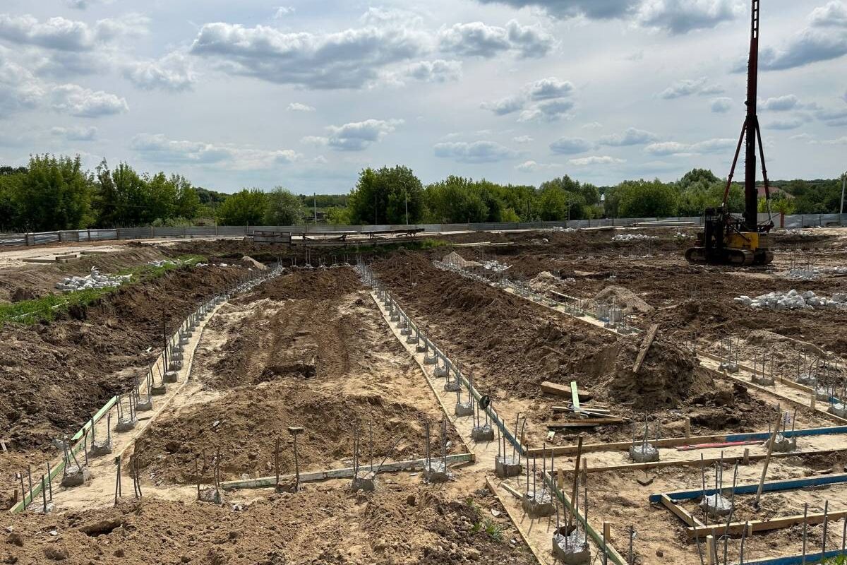 В поселке Мехзавода строится физкультурно-оздоровительный комплекс
