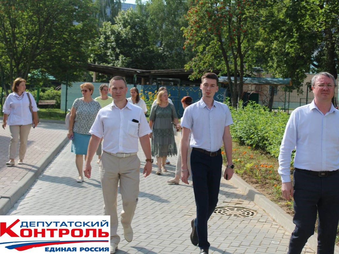 Члены фракций «Единой России» в Рязанской городской Думе провели проверку готовности дошкольных образовательных учреждений к началу нового учебного года