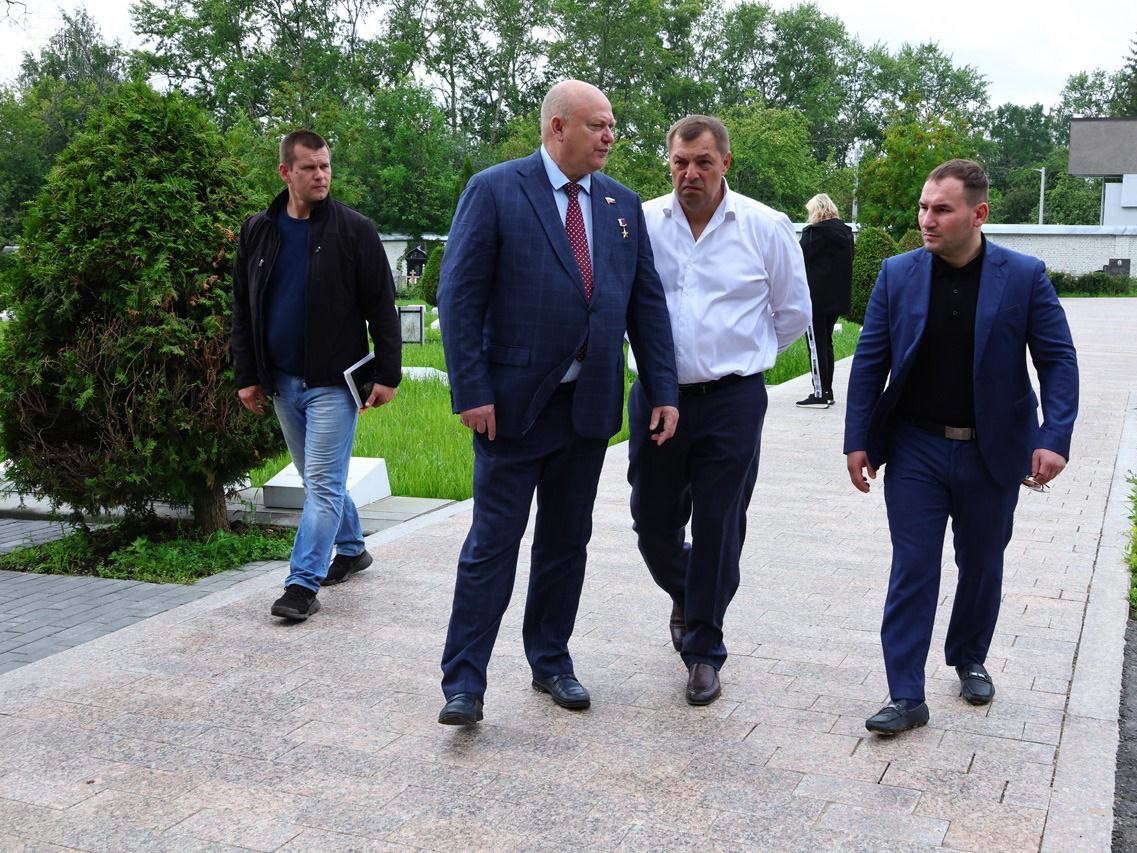 Андрей Красов проинспектировал ход работ по благоустройству общественных территорий в Рязани