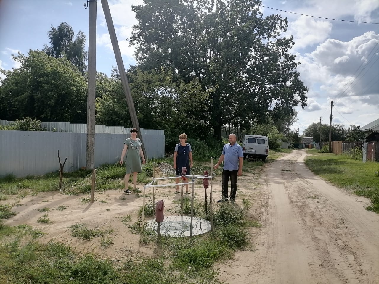 Алексей Небольсин проверил окончание ремонта наружных водопроводных сетей в селе Федосеево-Пустынь Шиловского района