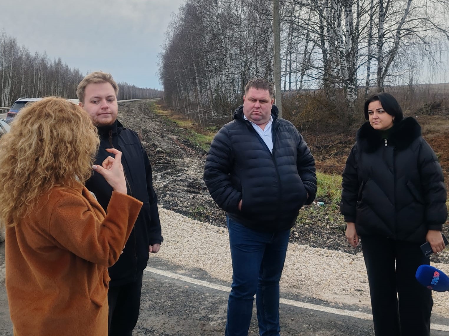 Юлия Феоктистова и Владимир Материкин проверили ход капитального ремонта дороги «Тамбов-Шацк» в Шацком районе