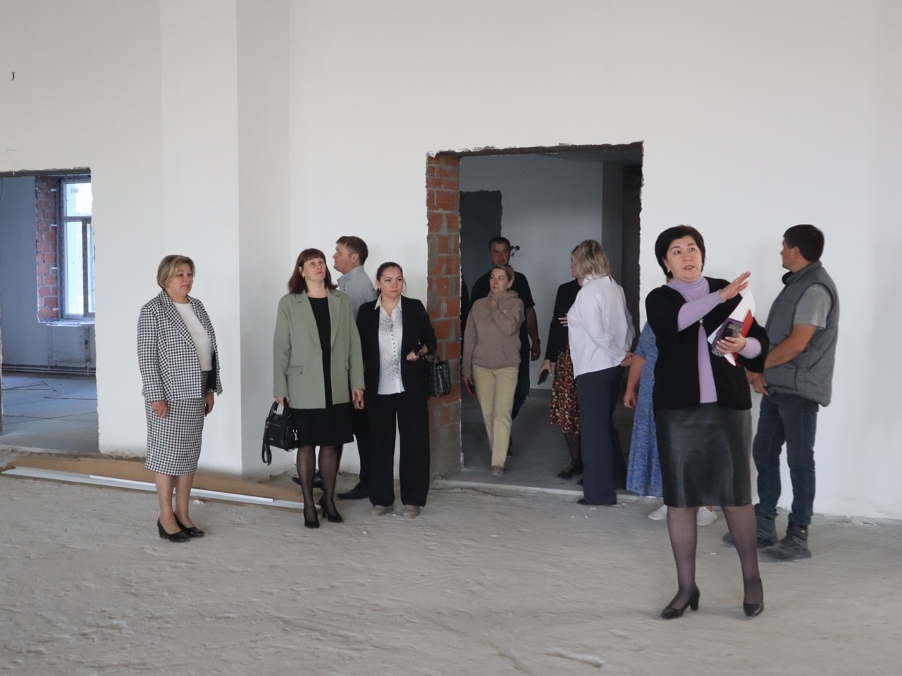 В Касимовском округе продолжается строительство новой школы на 960 мест