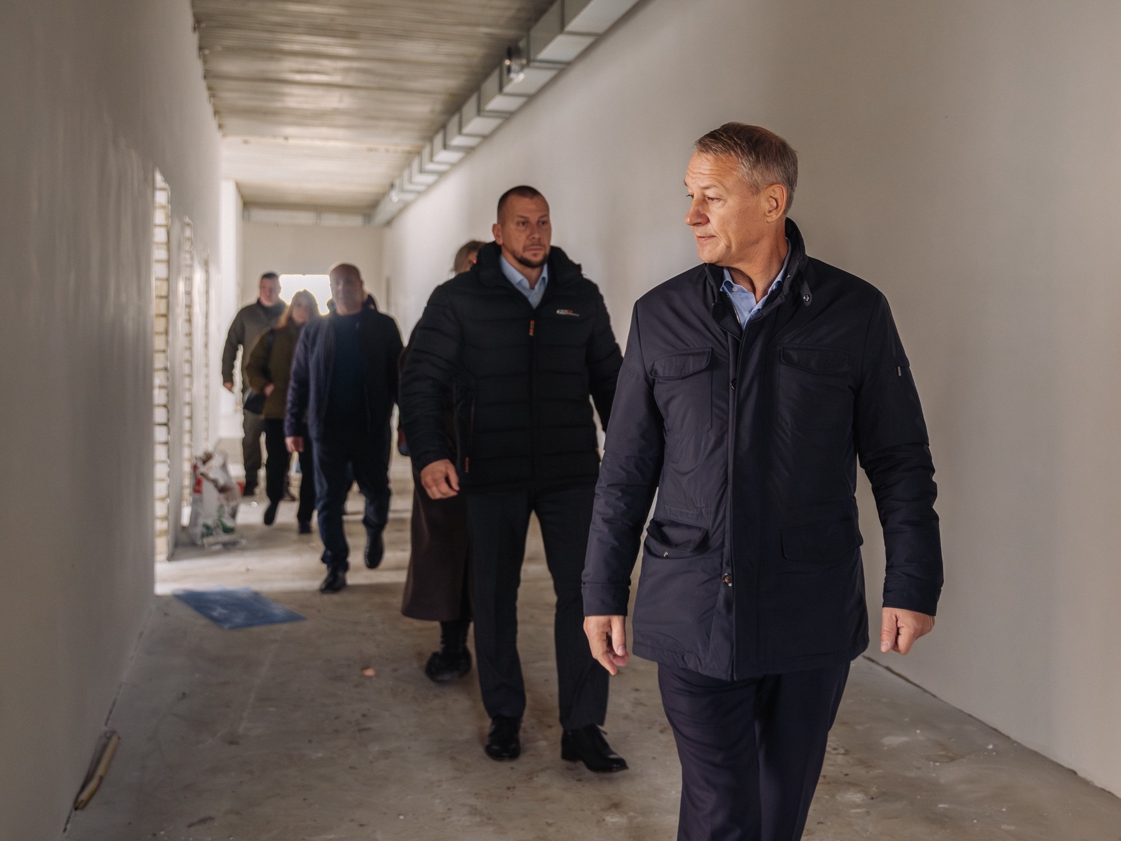 Аркадий Фомин с депутатским контролем посетил строительство Пителинского дома культуры